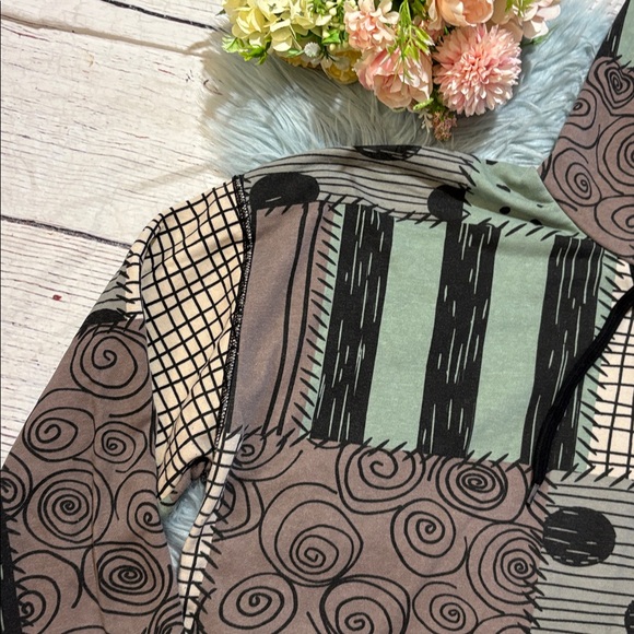 Disney The Nightmare Before Christmas Patchwork Hoodie sz 2X - Picture 4 of 9